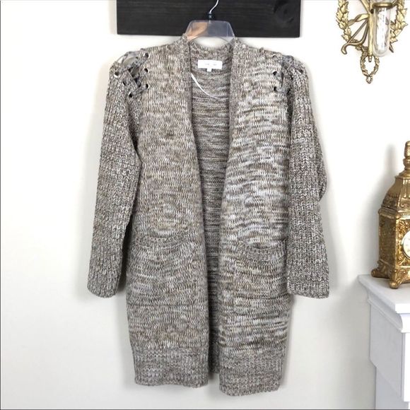 John + Jenn Lace Up Cold Shoulder Marled Oatmeal Cardigan - Picture 2 of 5